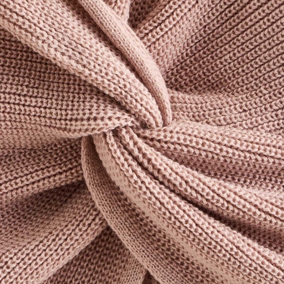 Reversible twist detail knit v neck fall sweater b - Picture 2 of 4